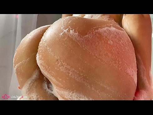 ❤️ UBrunette uphulula amaphambili ePussy ngeVibrator ukuya kwi-Intense Orgasm kwiShower Amahule kuthi  ☑